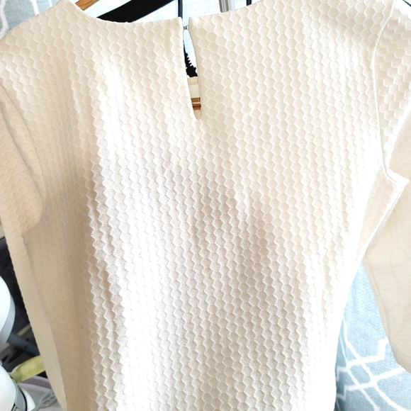 C. Wonder chevron textured blouse - Picture 2 of 5